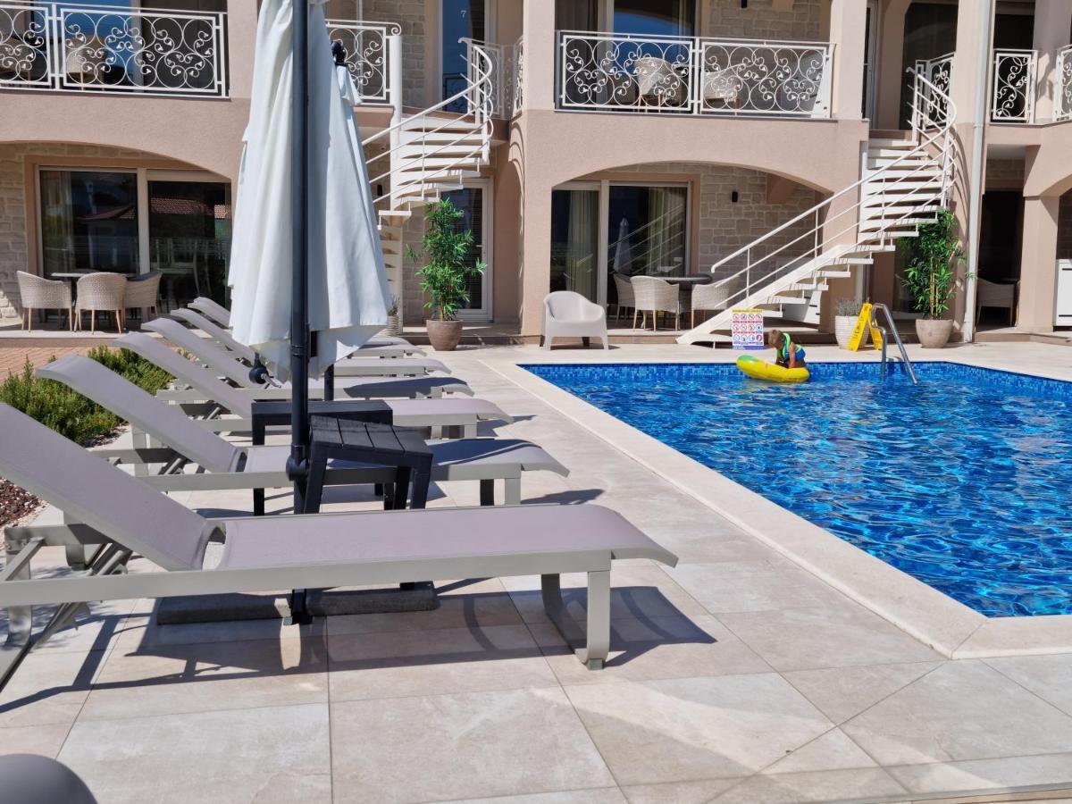 Villa Luka Lopar Exterior photo